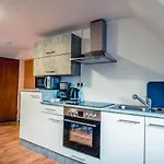 Rheinterrasse 2 Апартаменты *