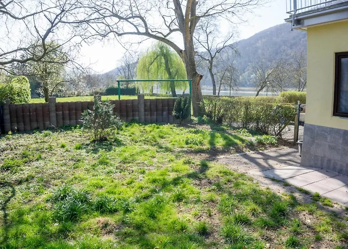 Apartamento Rheinterrasse 2 *